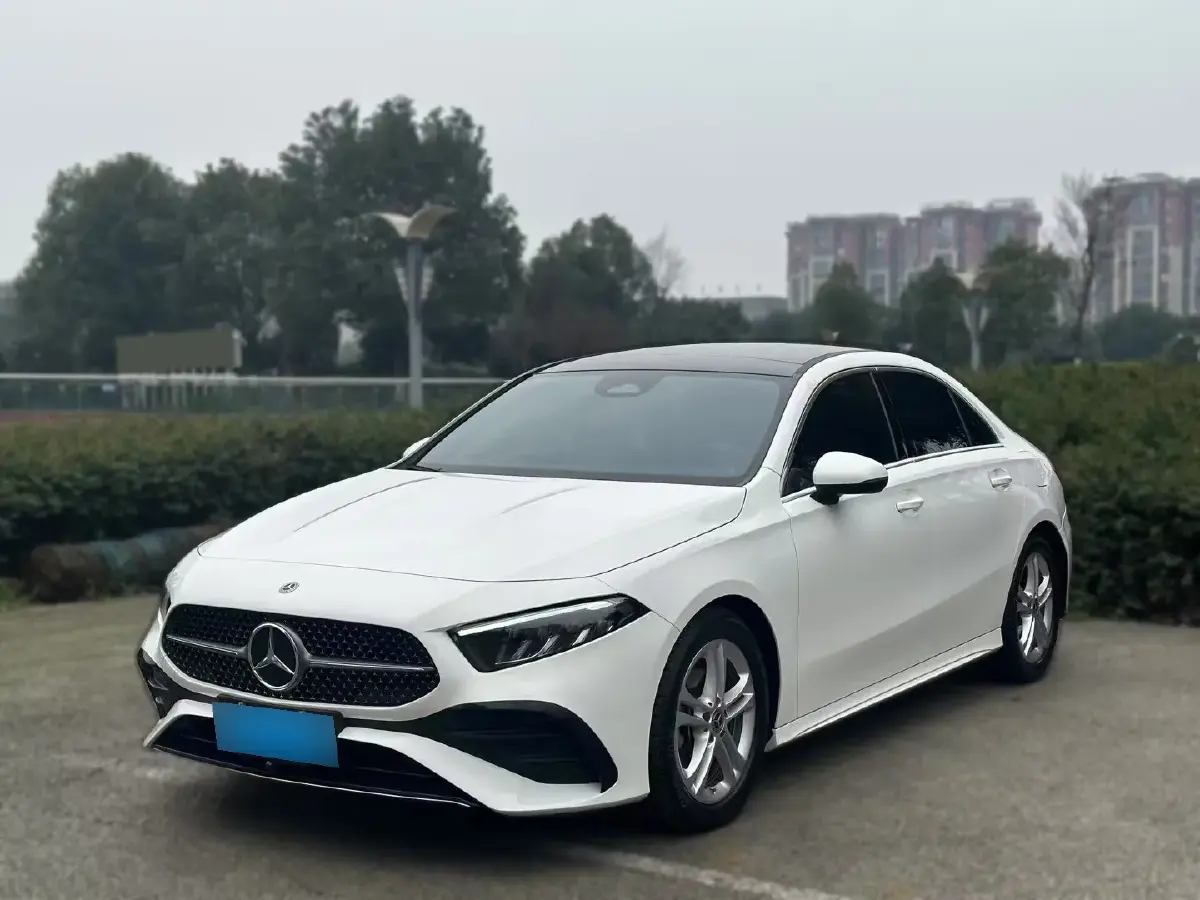 2023 Mercedes-Benz A Class 1.3T 136HP L4 7DCT