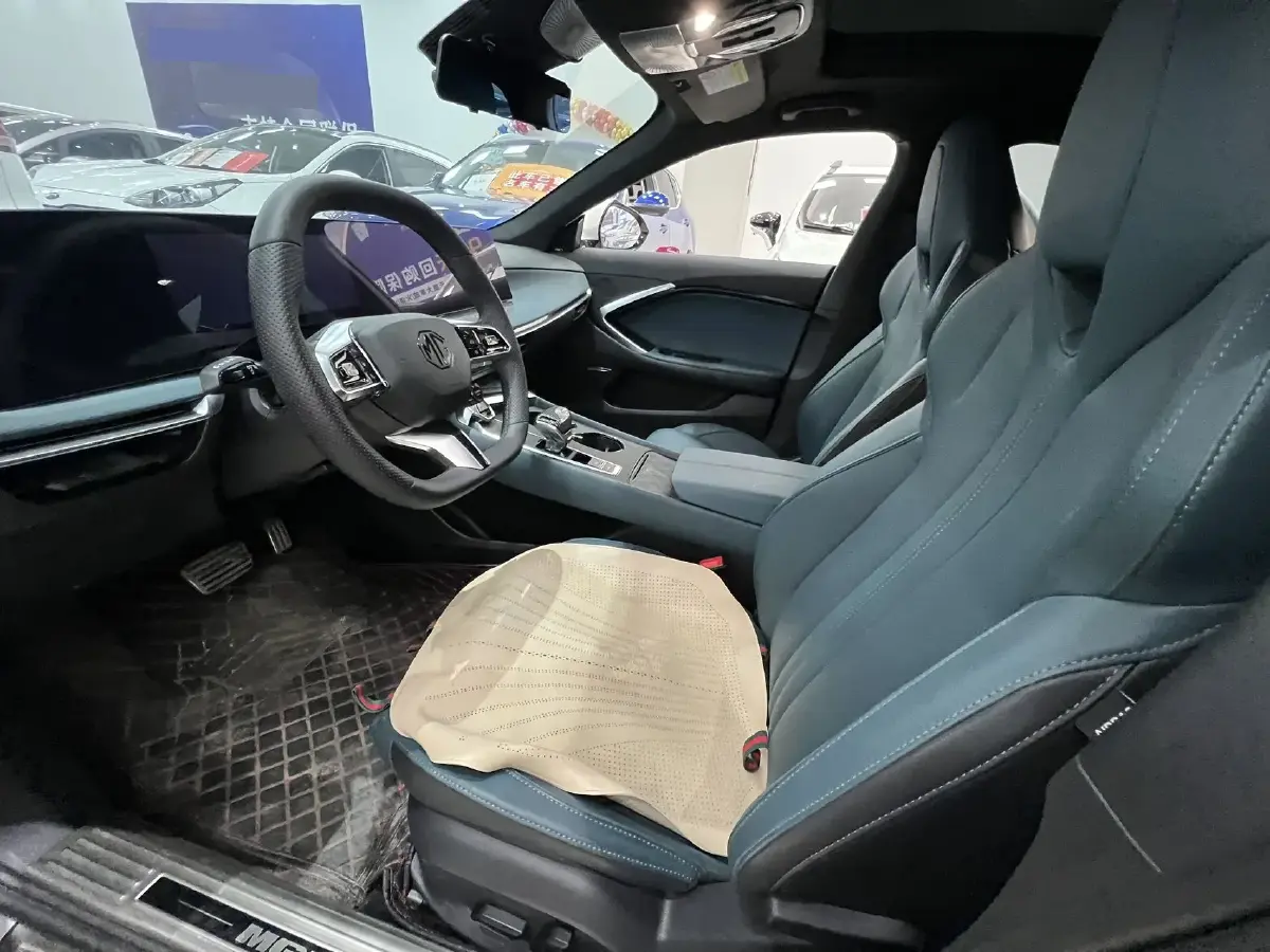 2023 MG 7 1.5T 188HP L4 7DCT