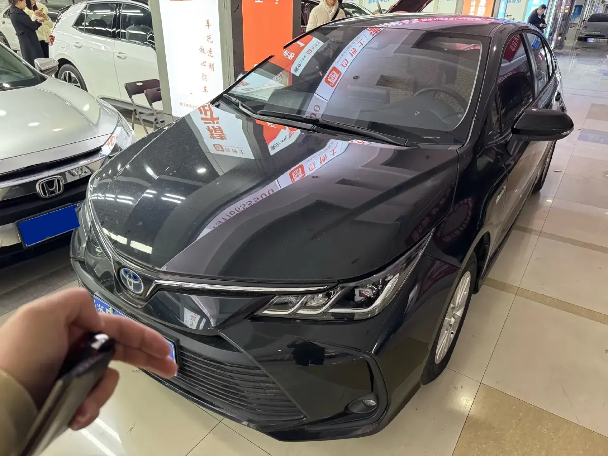2022 Toyota Corolla 1.8L 98HP L4 E-CVT Hybrid