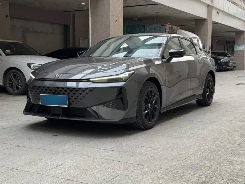 2024 ChangAn UNI-V 1.5T 188HP L4 7DCT