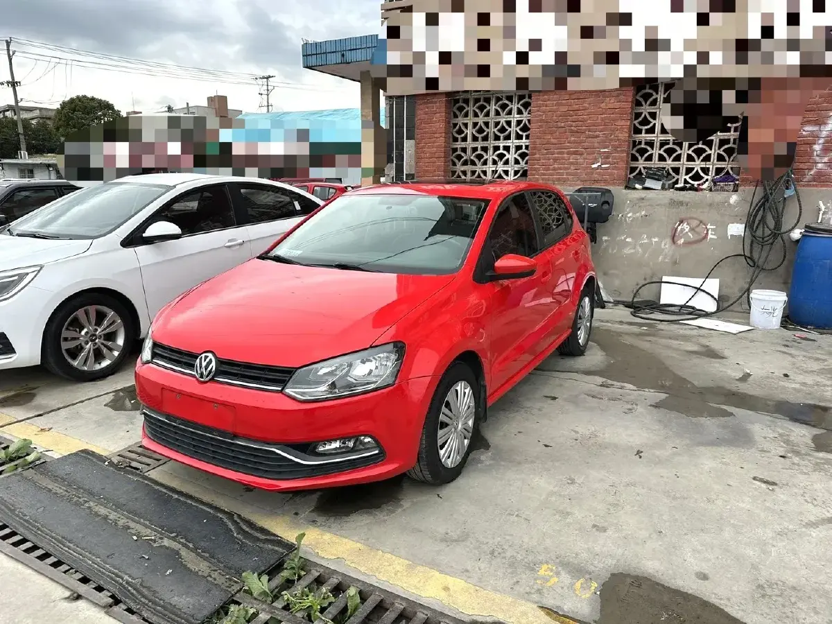 2016 Volkswagen Polo 1.6L 110HP L4 5MT