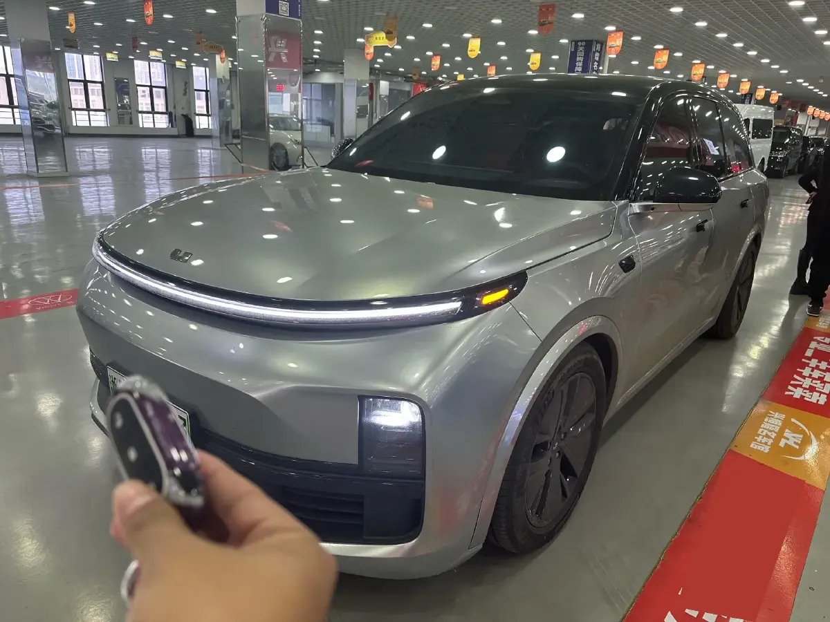 2024 Li L8 Range Extended 154HP REEV 42.8KWH