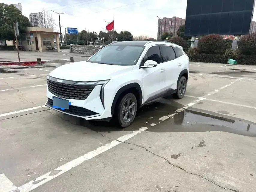 2023 Geely StarRay 1.5T 181HP L4 7DCT