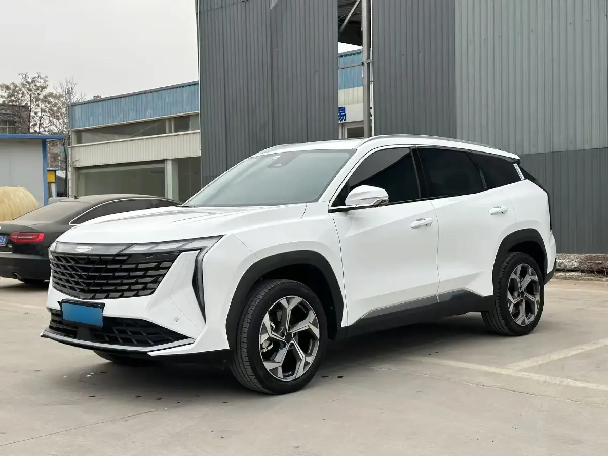 2024 Geely StarRay 1.5T 181HP L4 7DCT