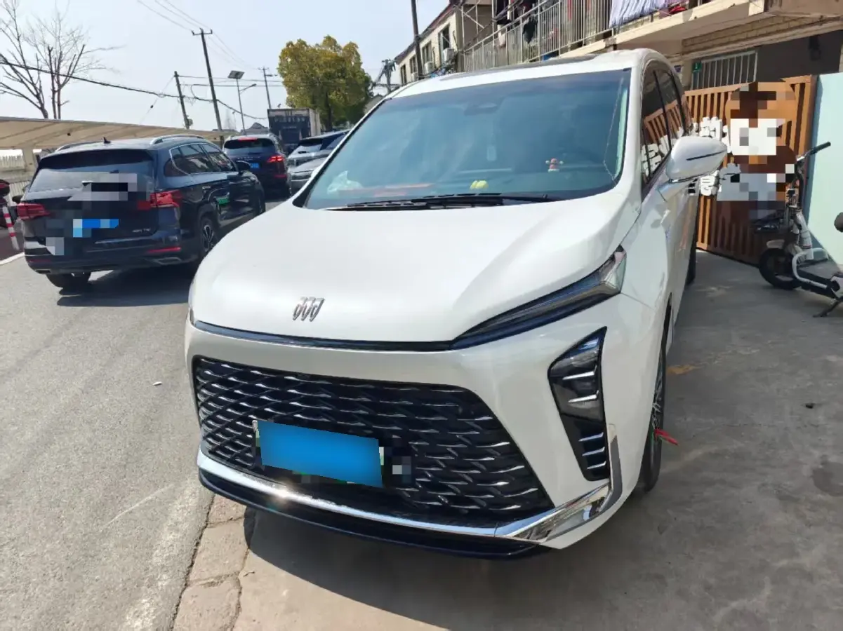 2024 Buick GL8 1.5T 180HP L4 2DHT PHEV 24.4KWH