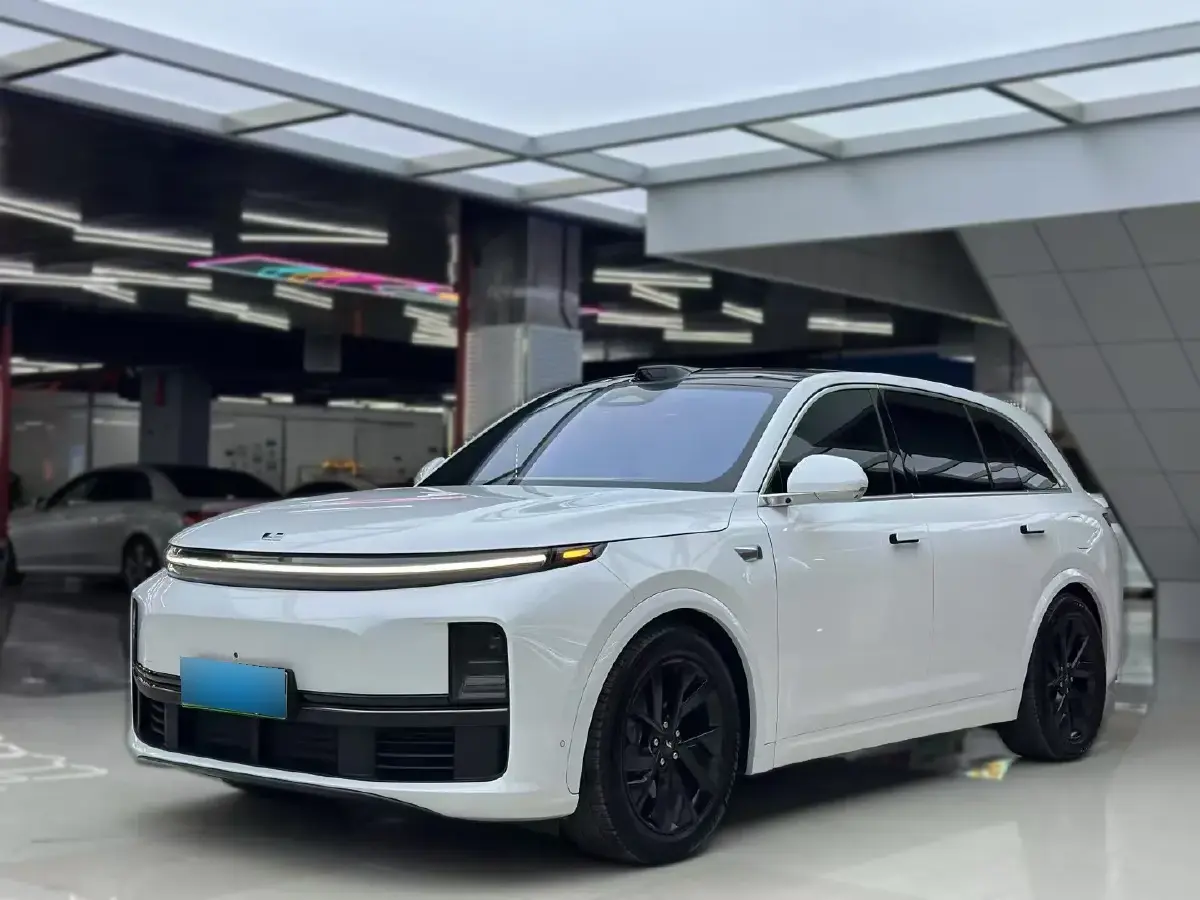 2023 Li L7 Range Extended 154HP REEV 40.9KWH