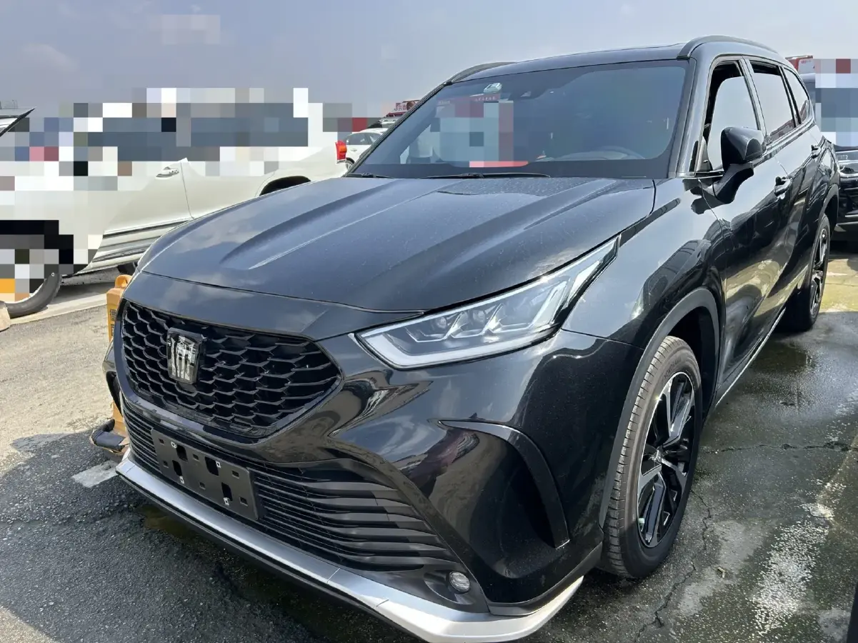 2022 Toyota Crown Kluger 2.0T 248HP L4 8AT