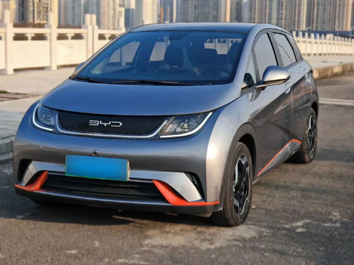 2023 BYD Dolphin BEV 44.928KWH