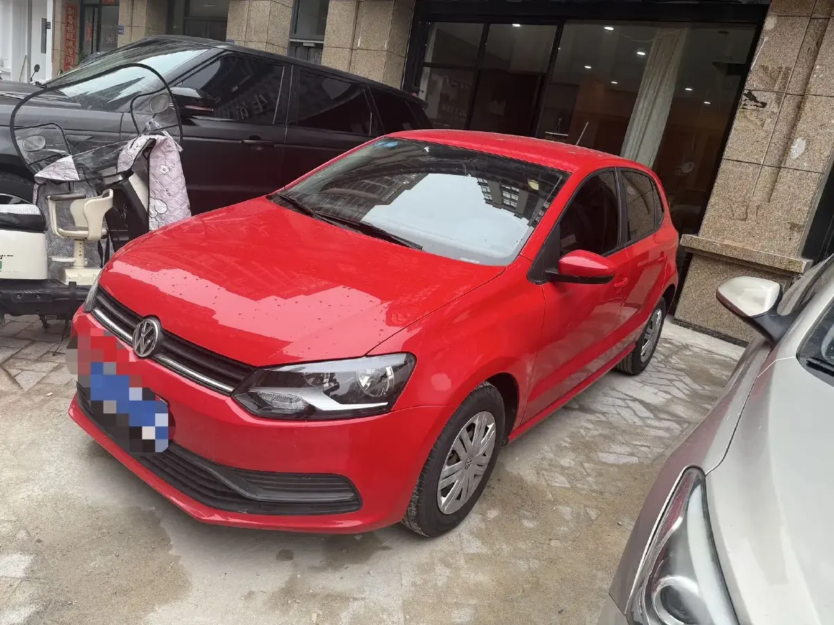 2016 Volkswagen Polo 1.4L 90HP L4 6AT