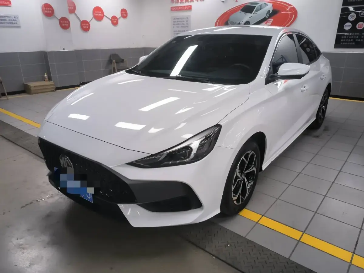 2023 MG 5 1.5L 129HP L4 CVT