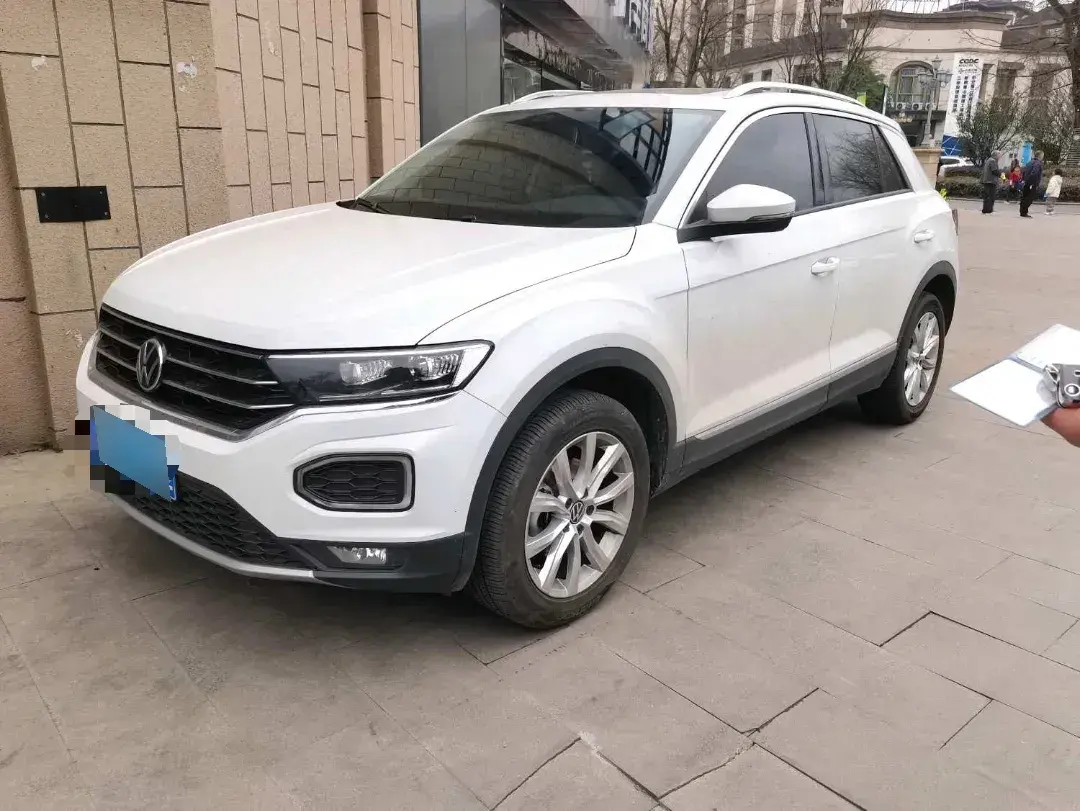 2022 Volkswagen T-Roc 1.4T 150HP L4 7DCT