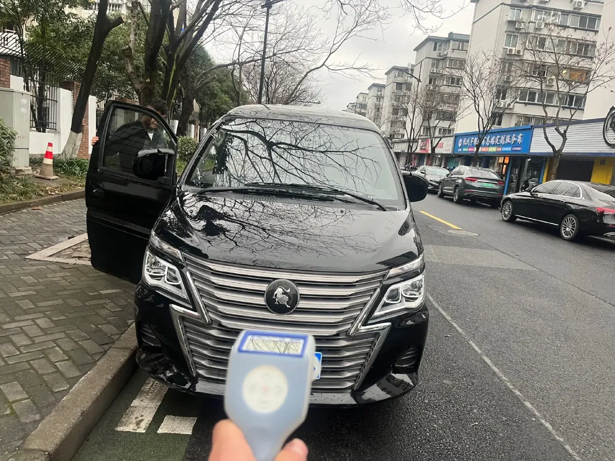 2023 DongFeng Forthing LingZhi 1.6L 116HP L4 5MT,autocango,china used car exporter,china ev exporter,chinese used car exporter,chinese used ev exporter