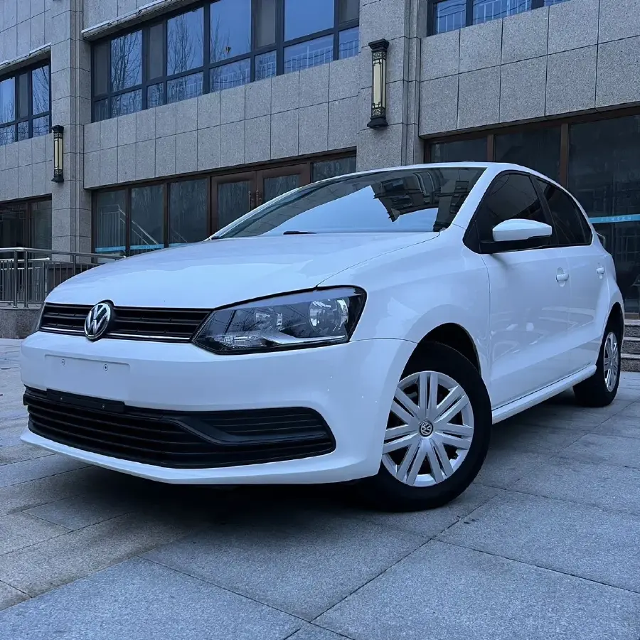 2016 Volkswagen Polo 1.4L 90HP L4 6AT