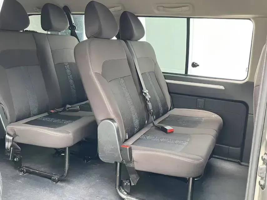 2023 DongFeng Forthing LingZhi 1.6L 116HP L4 5MT,autocango,china used car exporter,china ev exporter,chinese used car exporter,chinese used ev exporter