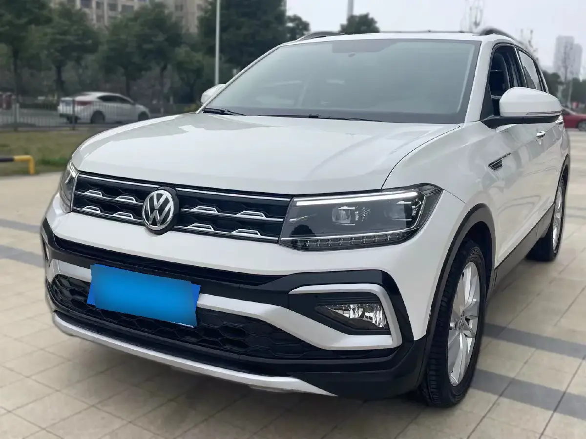 2019 Volkswagen T-Cross 1.4T 150HP L4 7DCT