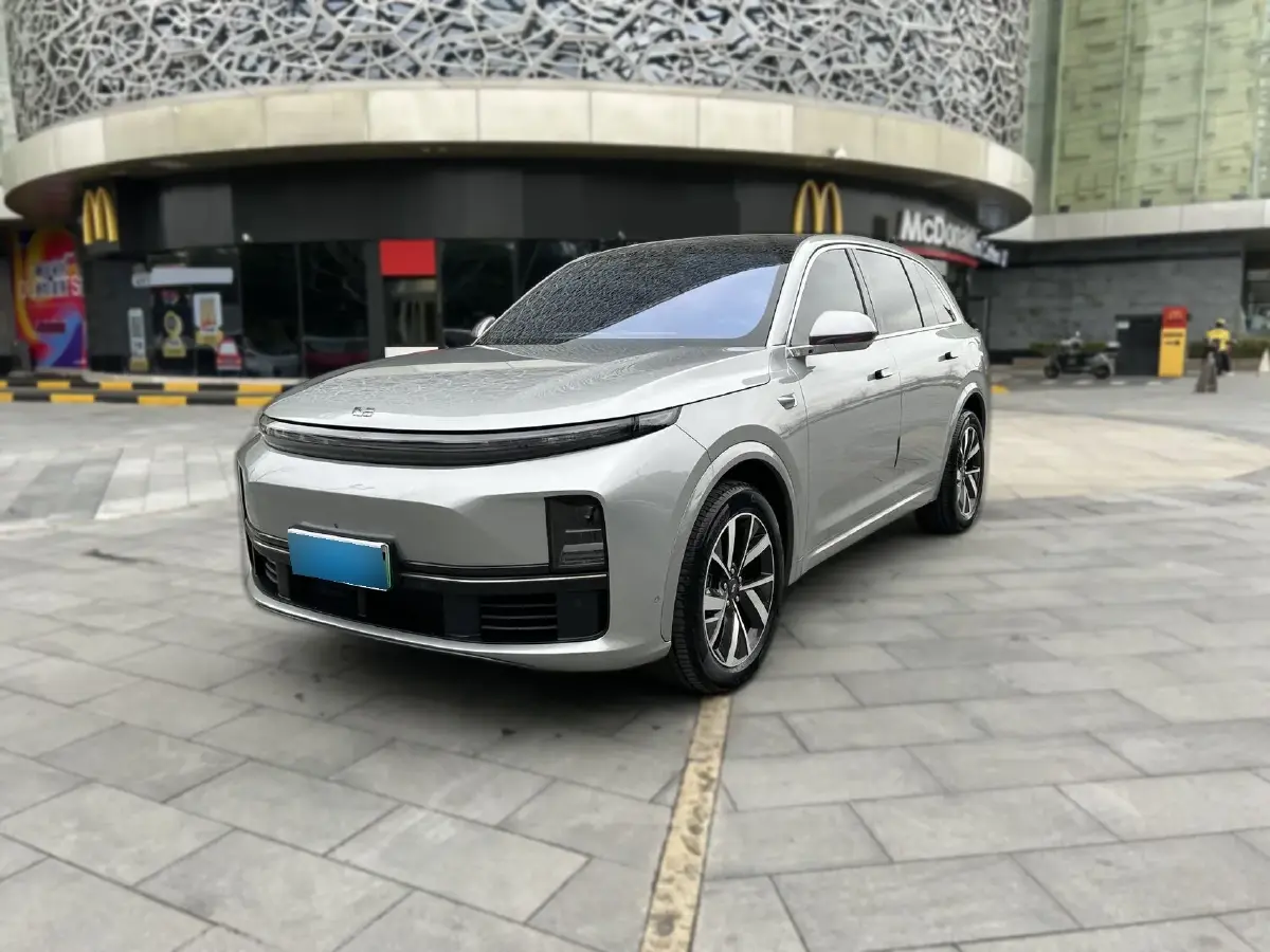 2023 Li L7 Range Extended 154HP REEV 40.9KWH