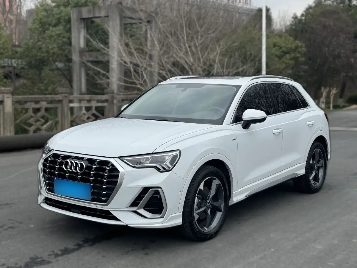 2023 Audi Q2L 1.5T 160HP L4 7DCT