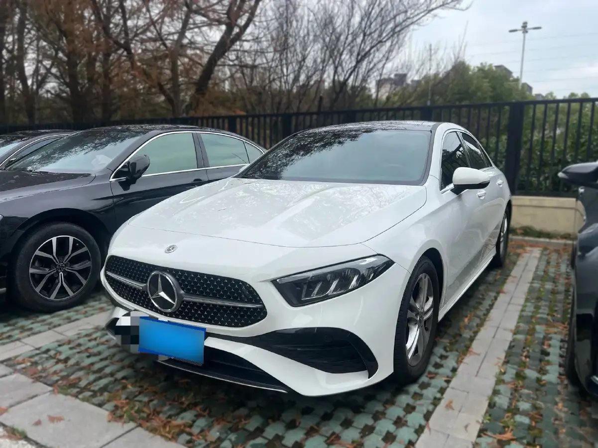 2023 Mercedes-Benz A Class 1.3T 136HP L4 7DCT