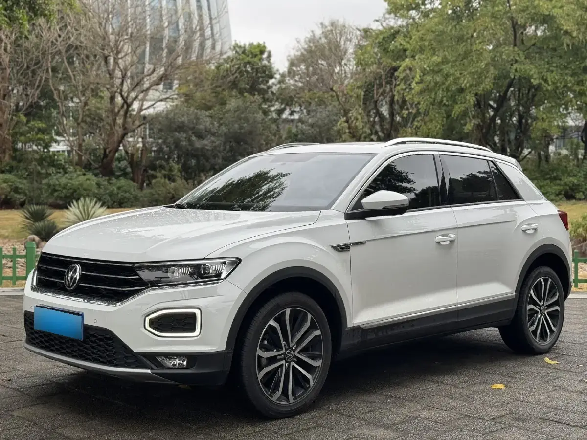 2022 Volkswagen T-Roc 1.4T 150HP L4 7DCT