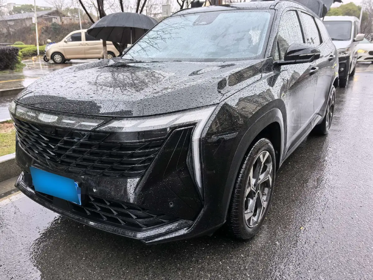 2023 Geely StarRay 1.5T 181HP L4 7DCT