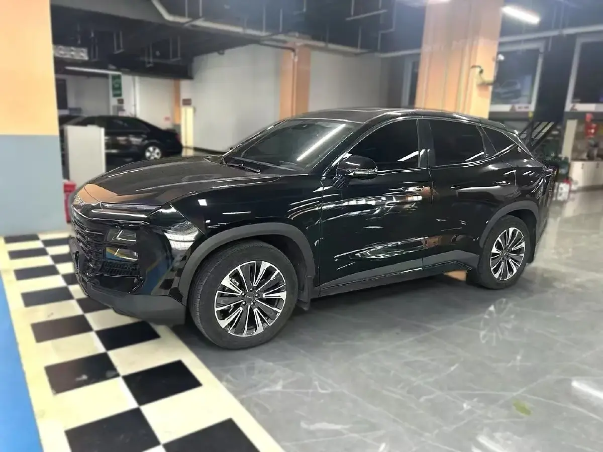 2022 Jetour DASHING 1.6T 197HP L4 7DCT