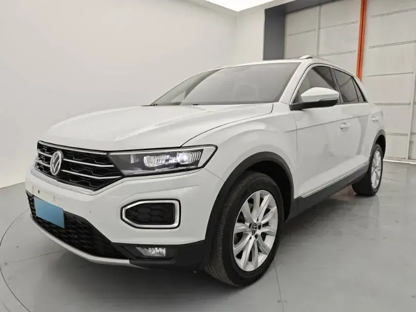 2021 Volkswagen T-Roc 1.4T 150HP L4 7DCT