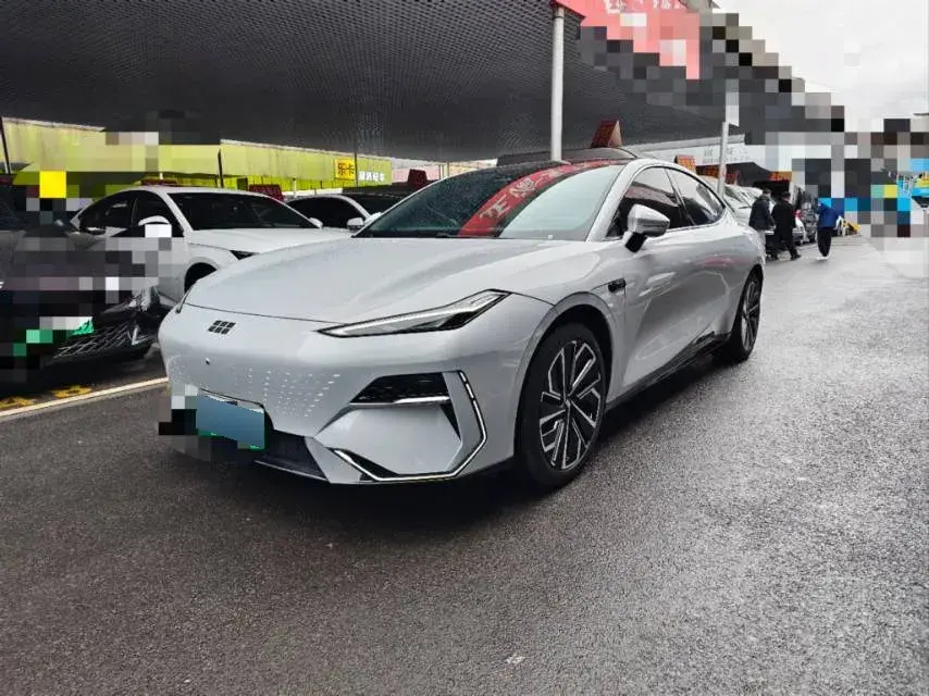 2024 Geely Galaxy E8 BEV 76KWH