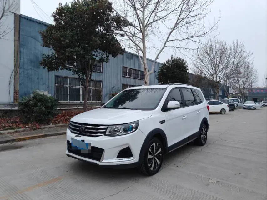 2022 DongFeng Forthing SX6 1.6L 122HP L4 5MT,autocango,china used car exporter,china ev exporter,chinese used car exporter,chinese used ev exporter