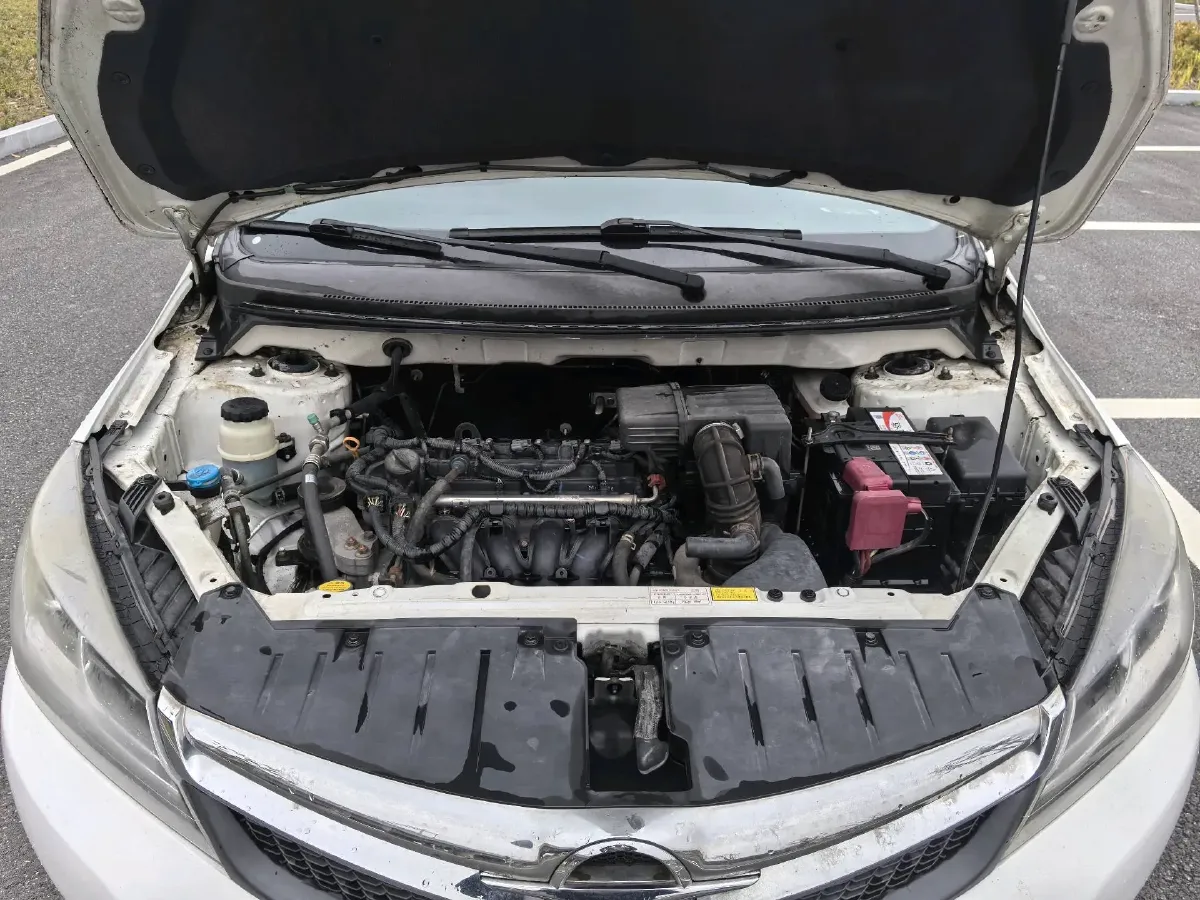 2015 HaiMa M3 1.5L 112HP L4 5MT,autocango,china used car exporter,china ev exporter,chinese used car exporter,chinese used ev exporter