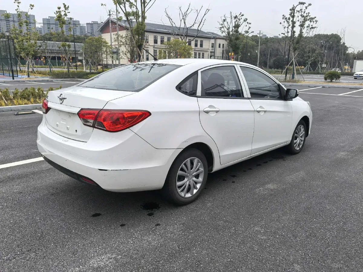 2015 HaiMa M3 1.5L 112HP L4 5MT,autocango,china used car exporter,china ev exporter,chinese used car exporter,chinese used ev exporter