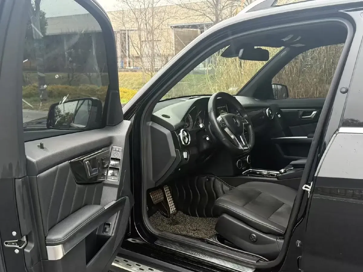 2015 Mercedes-Benz GLK Class 3.0L 245HP V6 7AT,autocango,china used car exporter,china ev exporter,chinese used car exporter,chinese used ev exporter