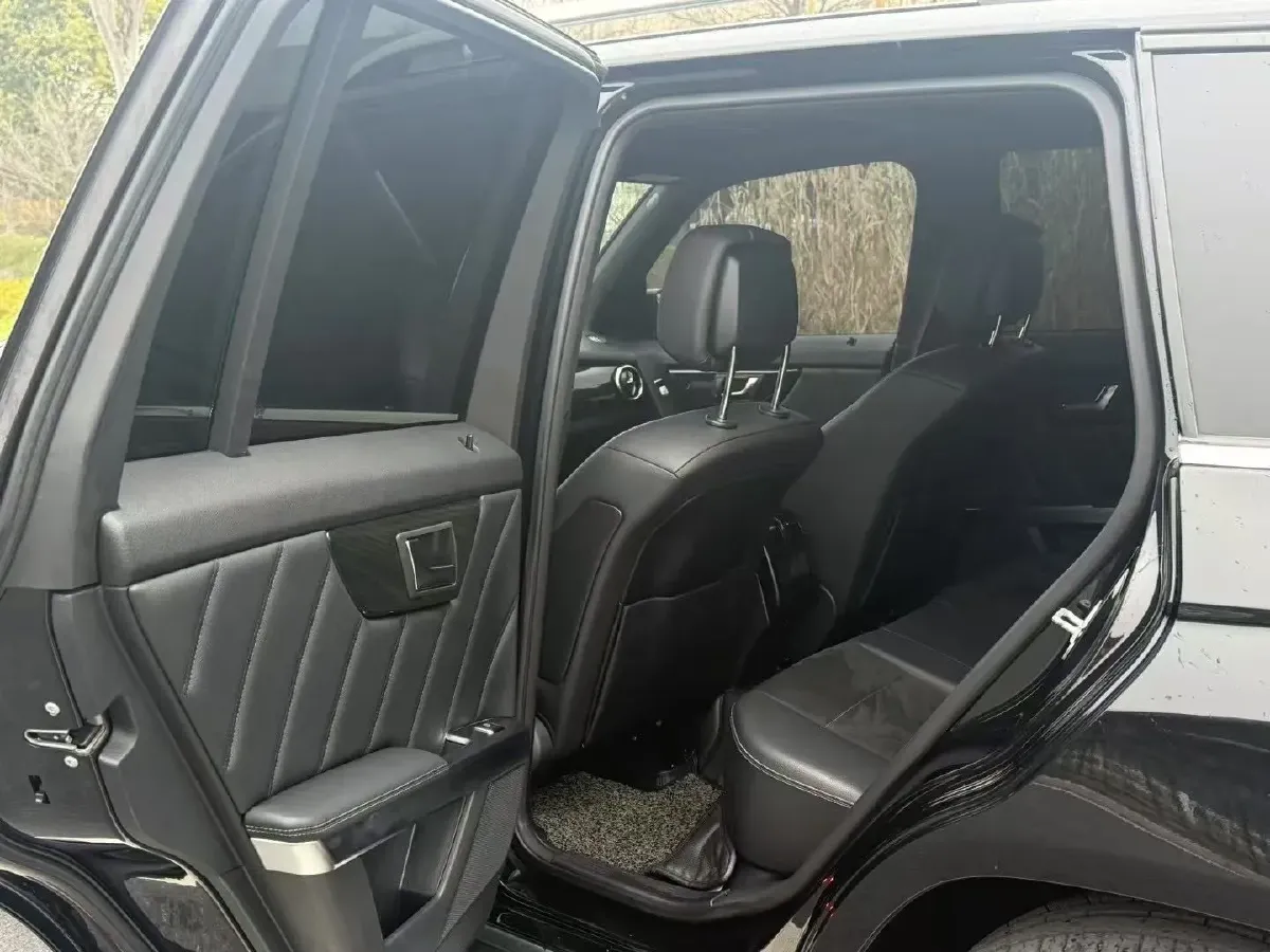 2015 Mercedes-Benz GLK Class 3.0L 245HP V6 7AT,autocango,china used car exporter,china ev exporter,chinese used car exporter,chinese used ev exporter