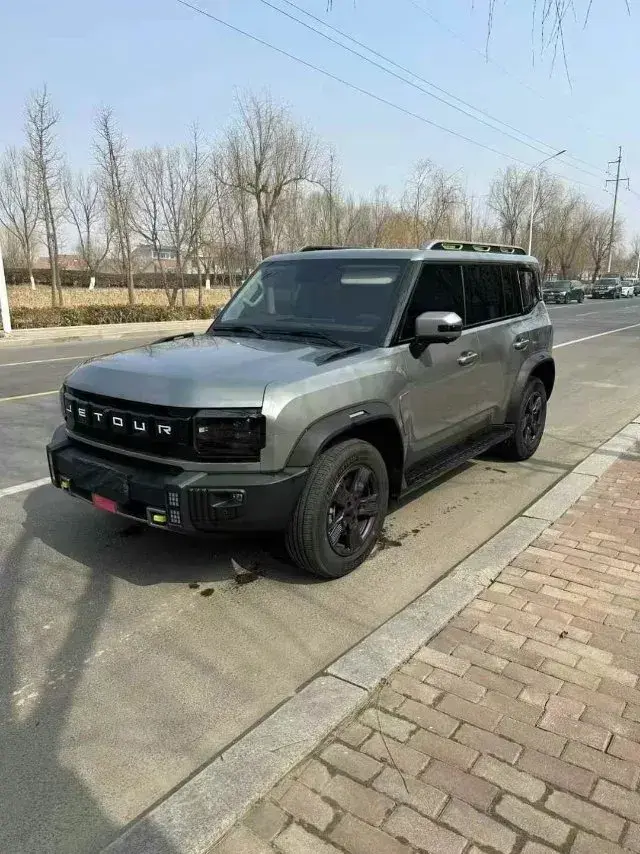 2023 Jetour Traveller 2.0T 254HP L4 7DCT