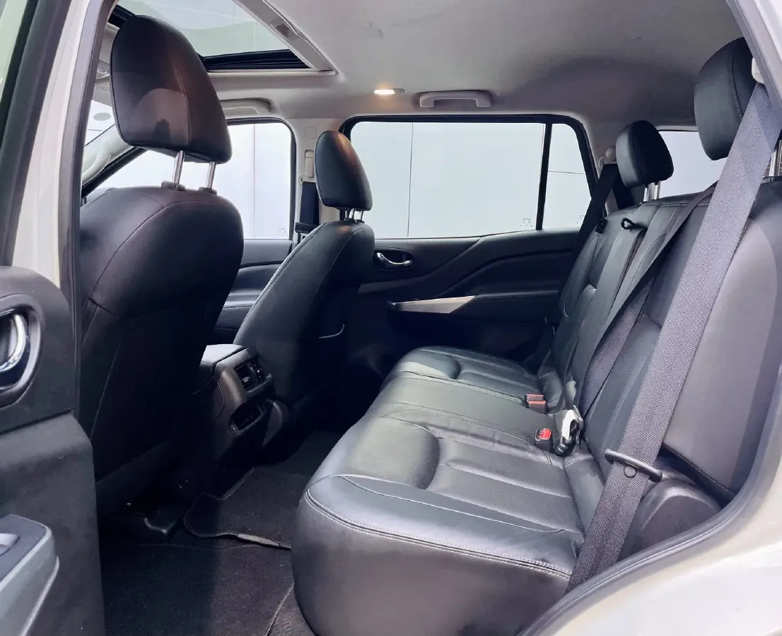 2020 Nissan Terra 2.5L 193HP L4 7AT,autocango,china used car exporter,china ev exporter,chinese used car exporter,chinese used ev exporter
