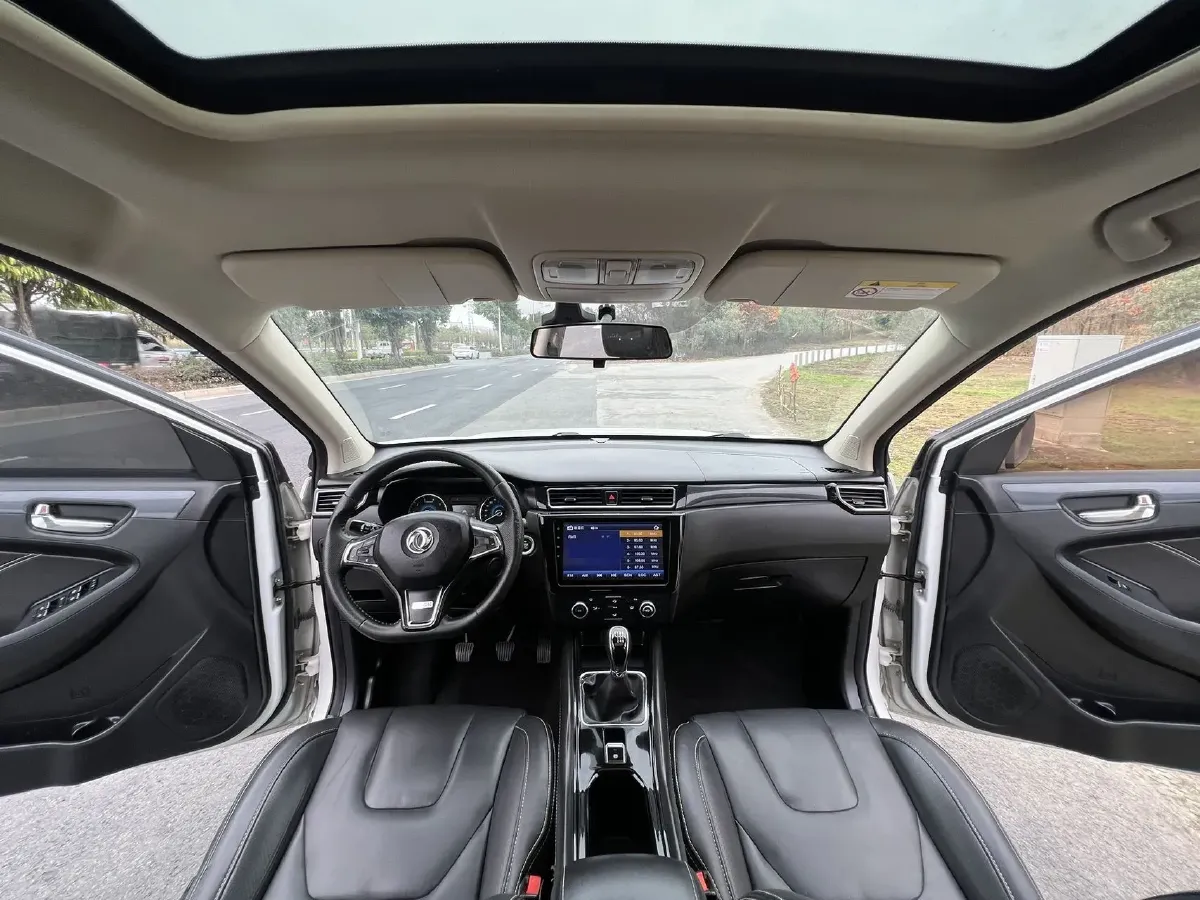 2016 DongFeng Fengon Fengon 580 1.5T 150HP L4 CVT,autocango,china used car exporter,china ev exporter,chinese used car exporter,chinese used ev exporter