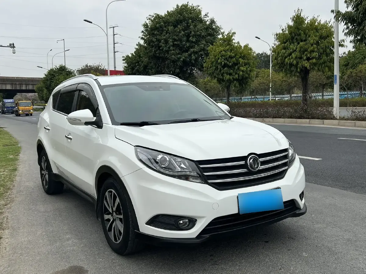 2016 DongFeng Fengon Fengon 580 1.5T 150HP L4 CVT,autocango,china used car exporter,china ev exporter,chinese used car exporter,chinese used ev exporter