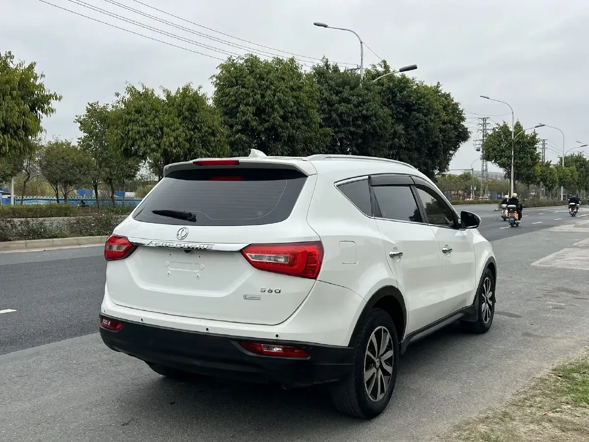 2016 DongFeng Fengon Fengon 580 1.5T 150HP L4 CVT,autocango,china used car exporter,china ev exporter,chinese used car exporter,chinese used ev exporter