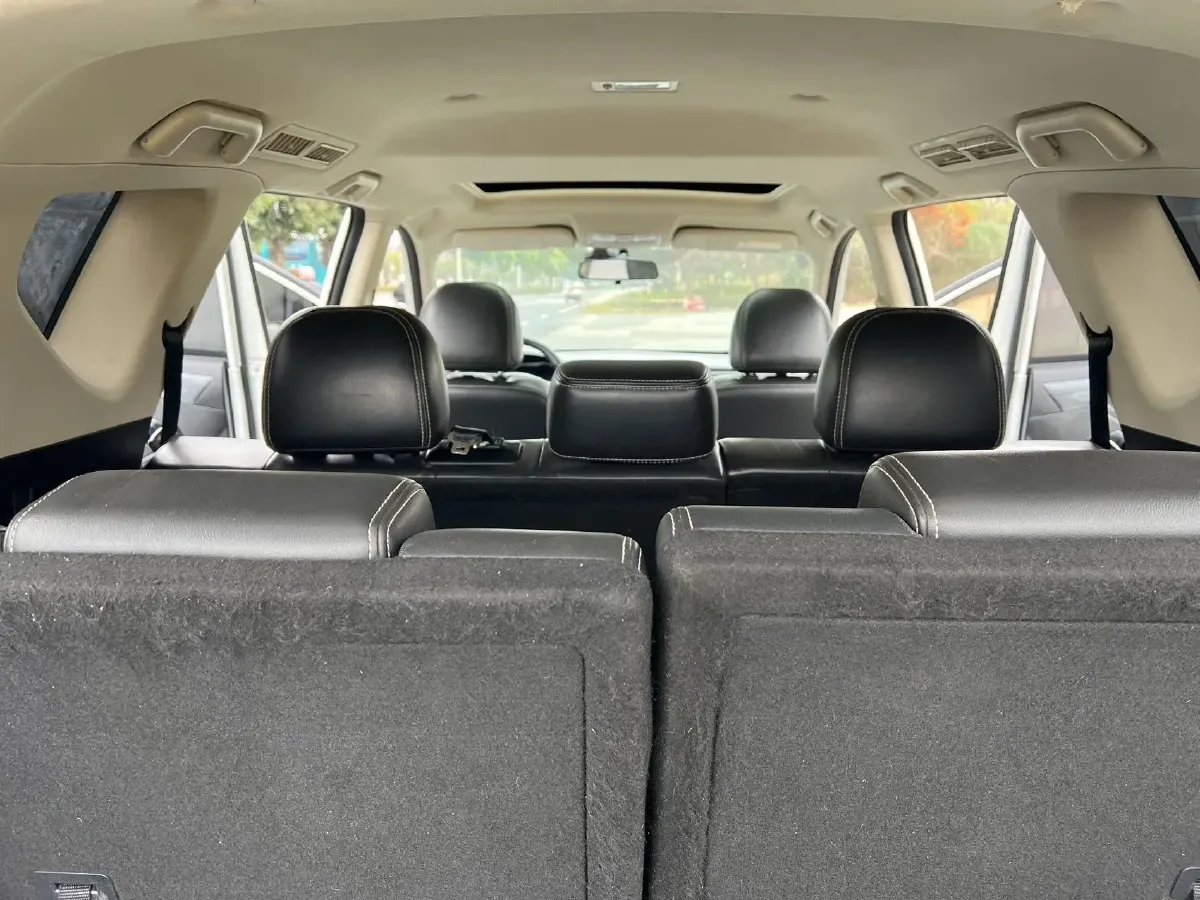 2016 DongFeng Fengon Fengon 580 1.5T 150HP L4 CVT,autocango,china used car exporter,china ev exporter,chinese used car exporter,chinese used ev exporter