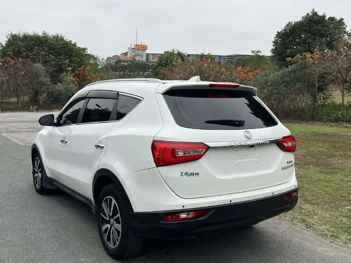2016 DongFeng Fengon Fengon 580 1.5T 150HP L4 CVT,autocango,china used car exporter,china ev exporter,chinese used car exporter,chinese used ev exporter