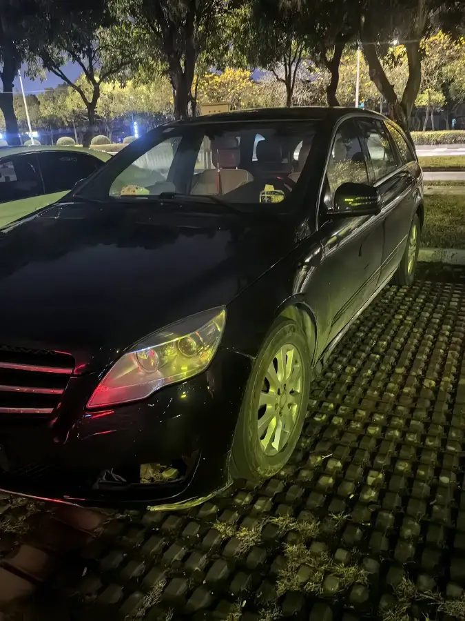 2010 Mercedes-Benz R Class 3.5L 272HP V6 7AT