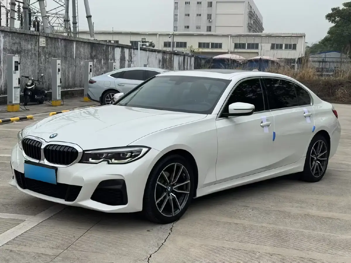 2021 BMW 3 Series 2.0T 156HP L4 8AT