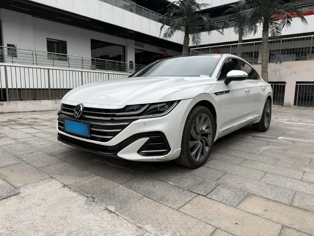2021 Volkswagen CC 2.0T 220HP L4 7DCT