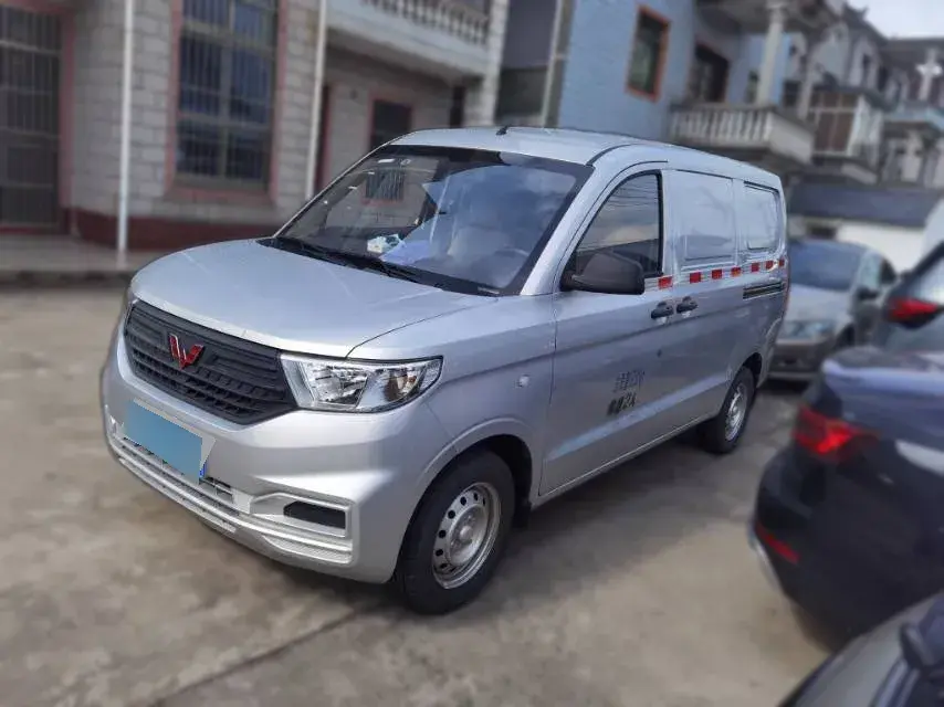 2019 WuLing HongGuang V 1.5L 105HP L4 5MT