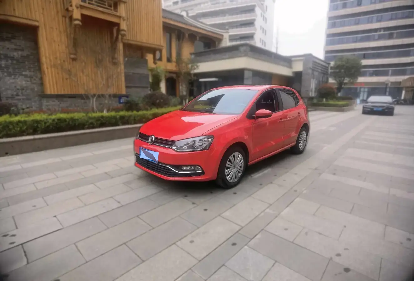 2016 Volkswagen Polo 1.6L 110HP L4 5MT