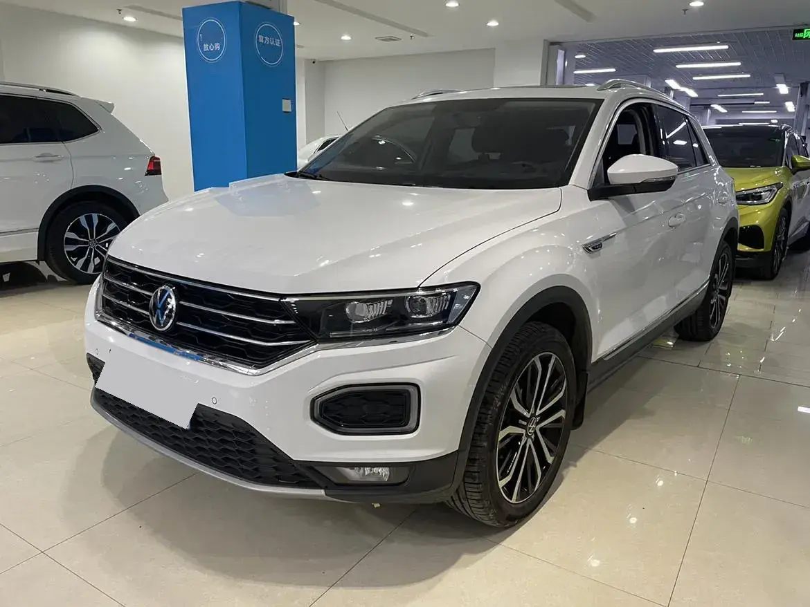 2022 Volkswagen T-Roc 1.4T 150HP L4 7DCT
