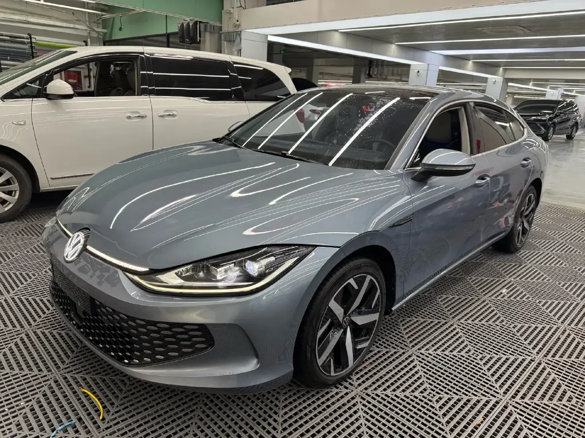 2025 Volkswagen Lamando 1.4T 150HP L4 7DCT