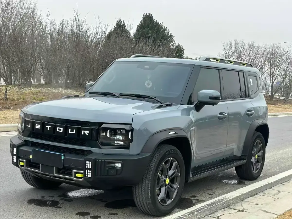 2023 Jetour Traveller 2.0T 254HP L4 7DCT