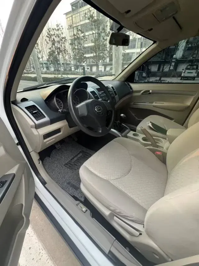 2012 Landwind X8 2.0L 133HP L4 5MT,autocango,china used car exporter,china ev exporter,chinese used car exporter,chinese used ev exporter