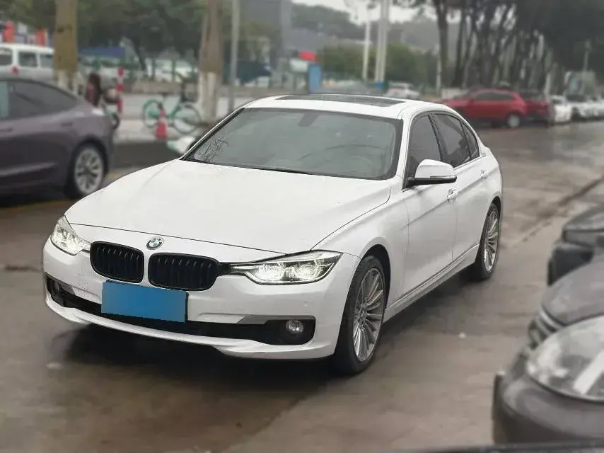 2018 BMW 3 Series 2.0T 184HP L4 8AT