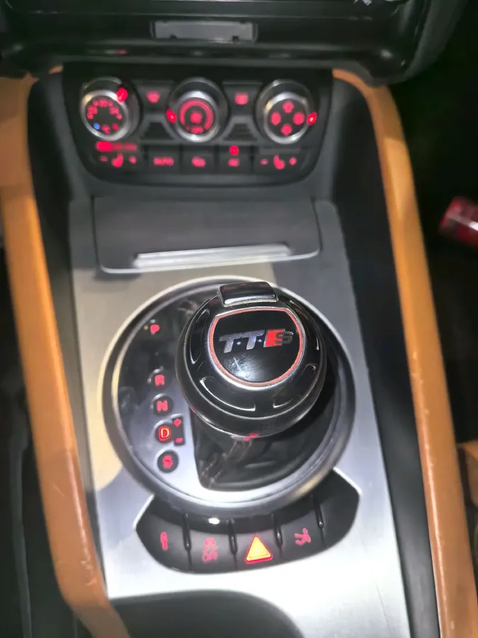 2011 Audi TTS 2.0T 272HP L4 6DCT,autocango,china used car exporter,china ev exporter,chinese used car exporter,chinese used ev exporter